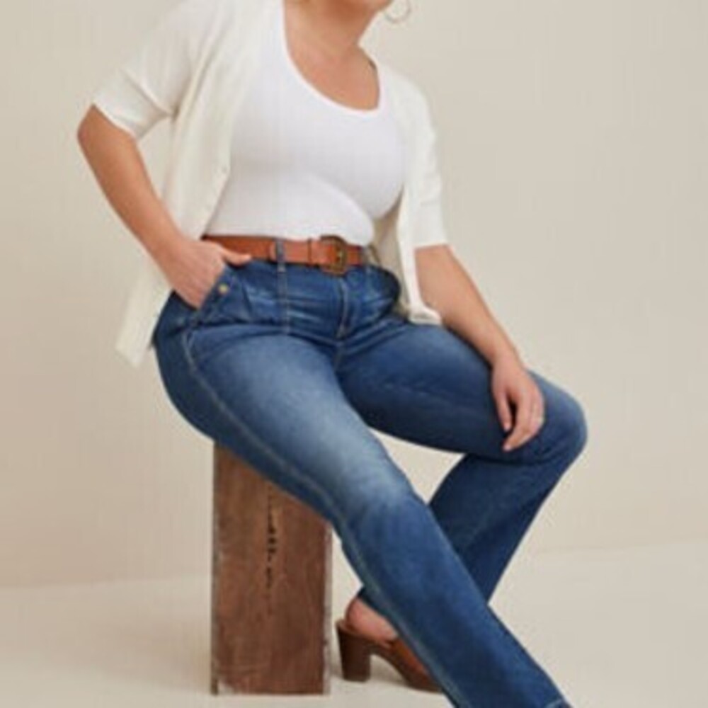 V-Neck Cardigan - White